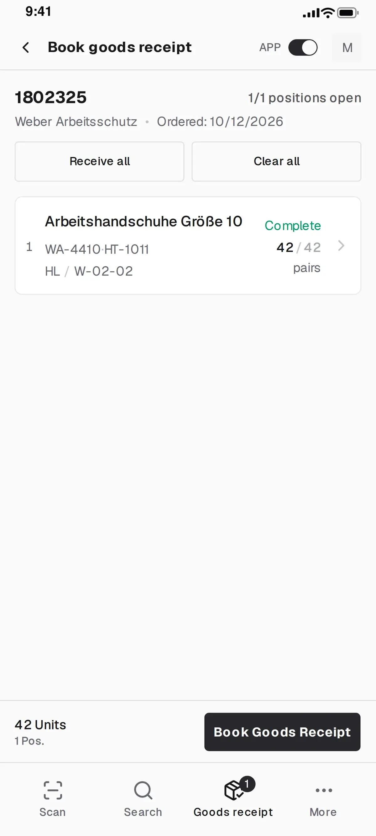 Booking the goods receipt for 42 pairs of work gloves in the repleno app